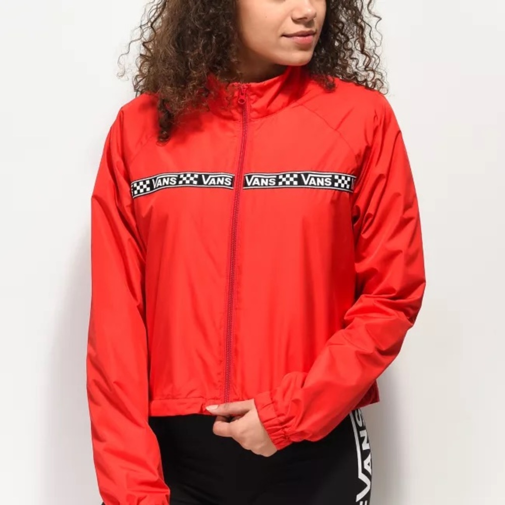 NWOT Vans MTE Red Crop Windbreaker Jacket 🌹